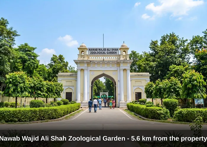 Super Oyo Townhouse Gomti Nagar Sector 1 Formerly The Gahmar Inn